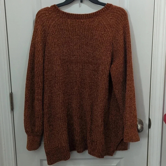 Time and Tru Women's Textured Hi-Lo Sweater - Picture 7 of 8